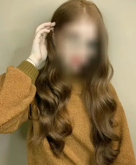 Carla, 24