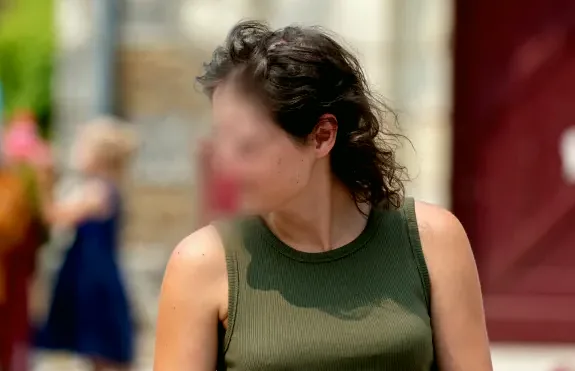 Christina, 28