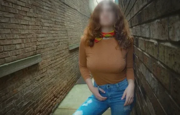 Dilara, 32