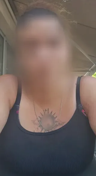 Kim, 37