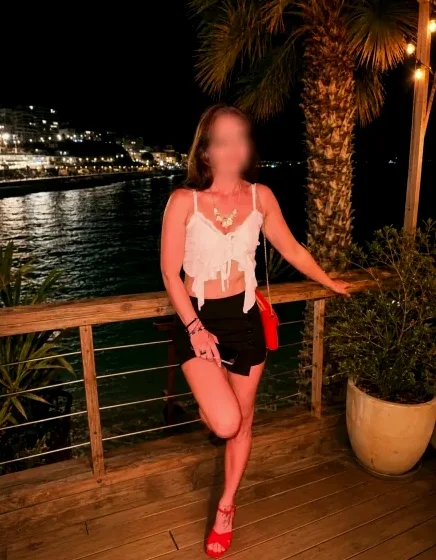 Lena, 34