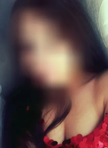 Linda, 30