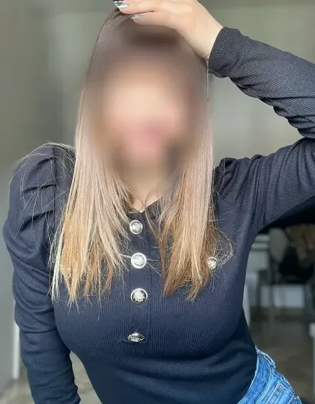 Sina, 37