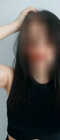 Stefanie, 26