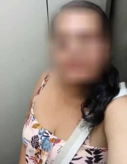 Thea, 32
